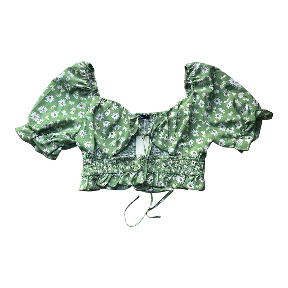 NWT Simplee‎ Size Large Green and floral crop shirt
